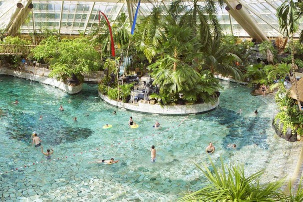 Comfort Villa For 8 People Zeewolde Zewnętrze zdjęcie