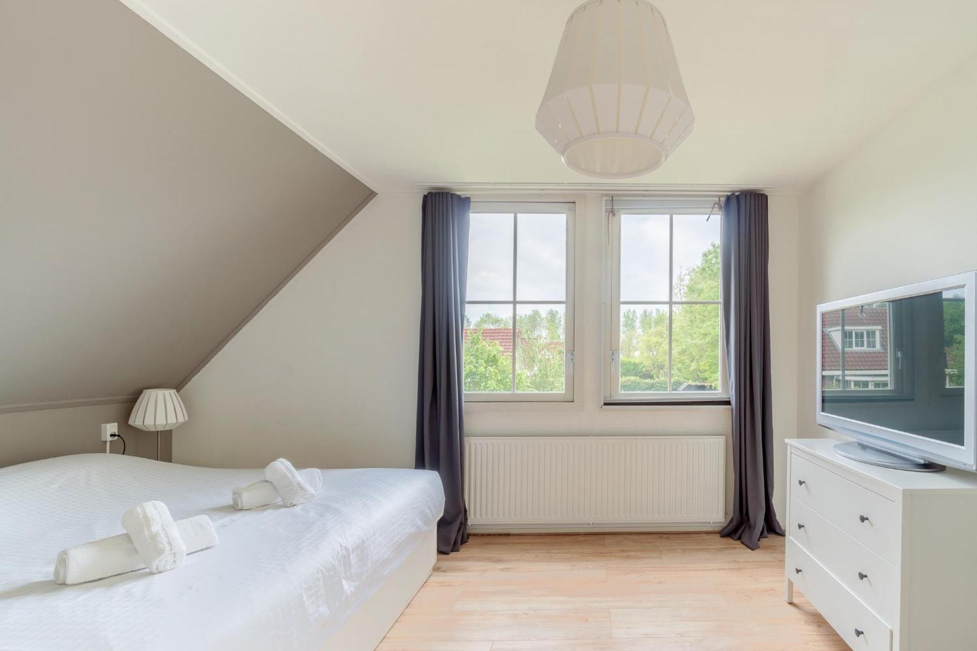 Comfort Villa For 8 People Zeewolde Zewnętrze zdjęcie